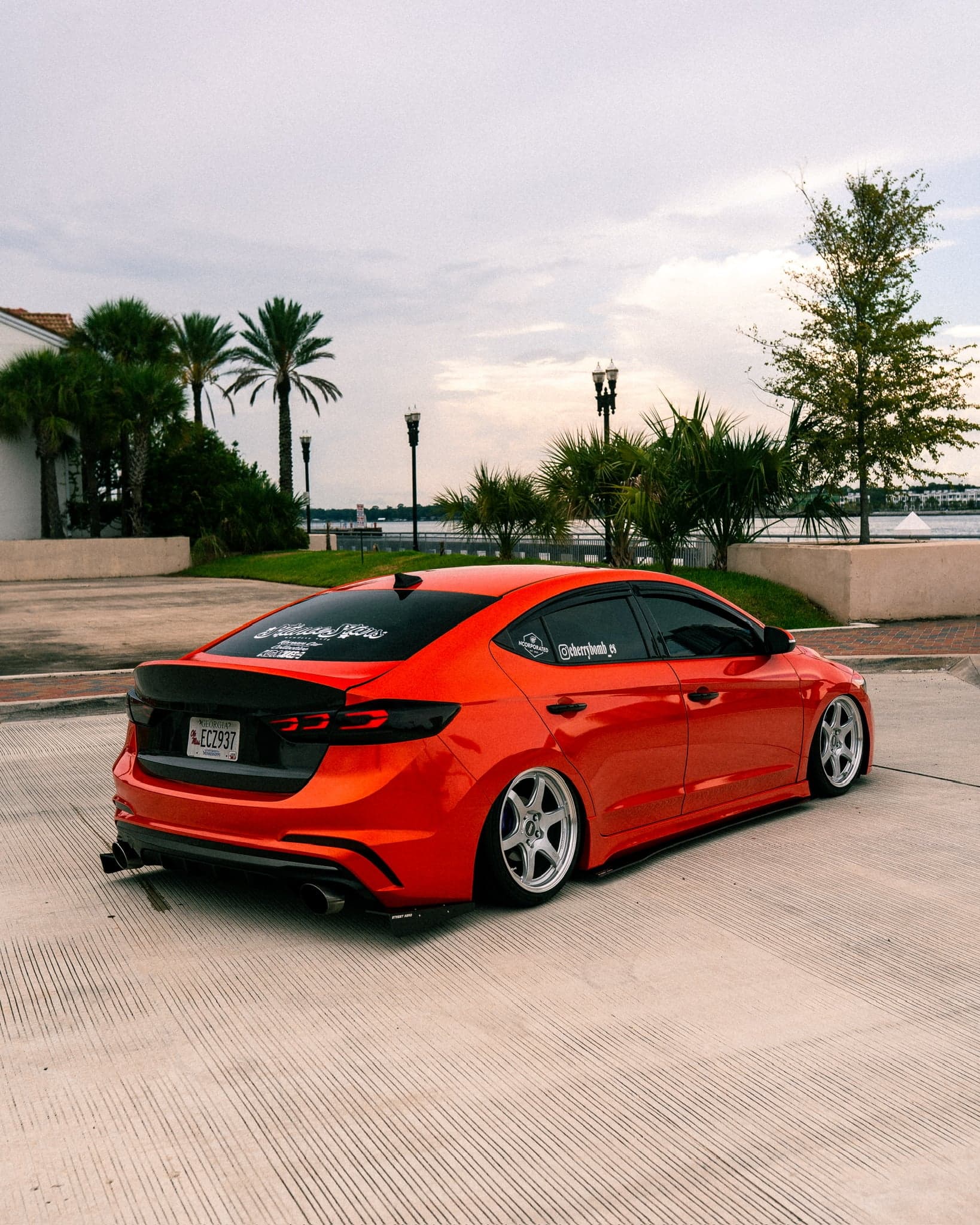 2018 Hyundai Elantra Sport photo 6