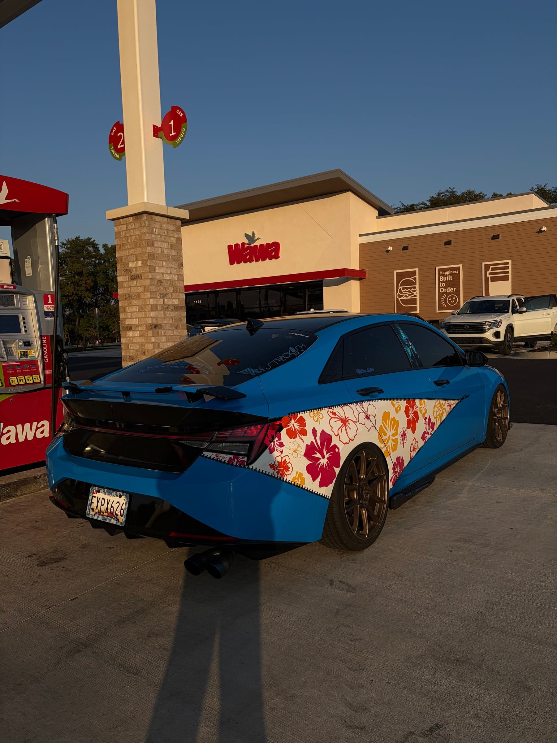 2021 Hyundai Elantra N Line photo 2