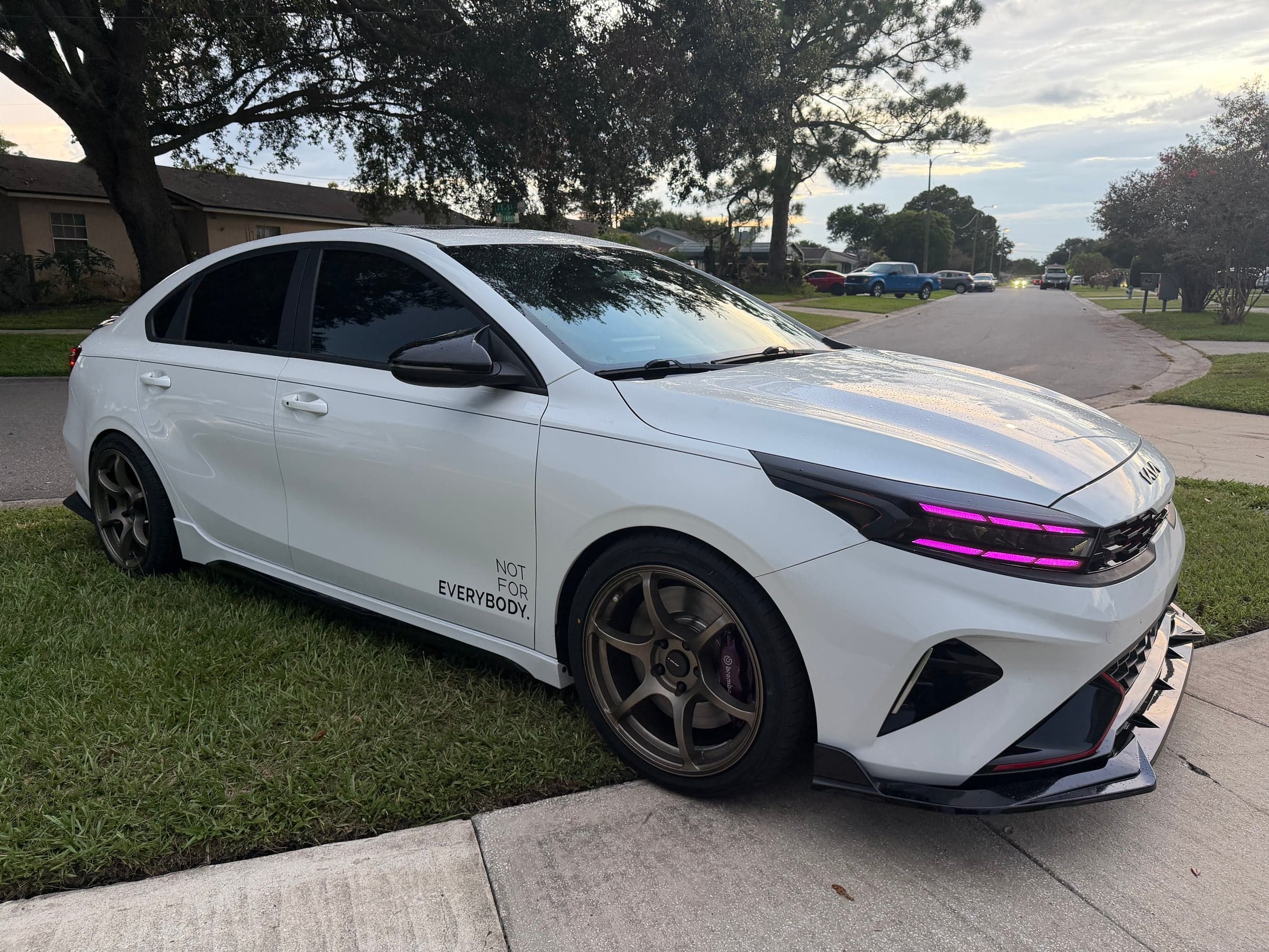 2023 Kia Forte GT2 photo 3