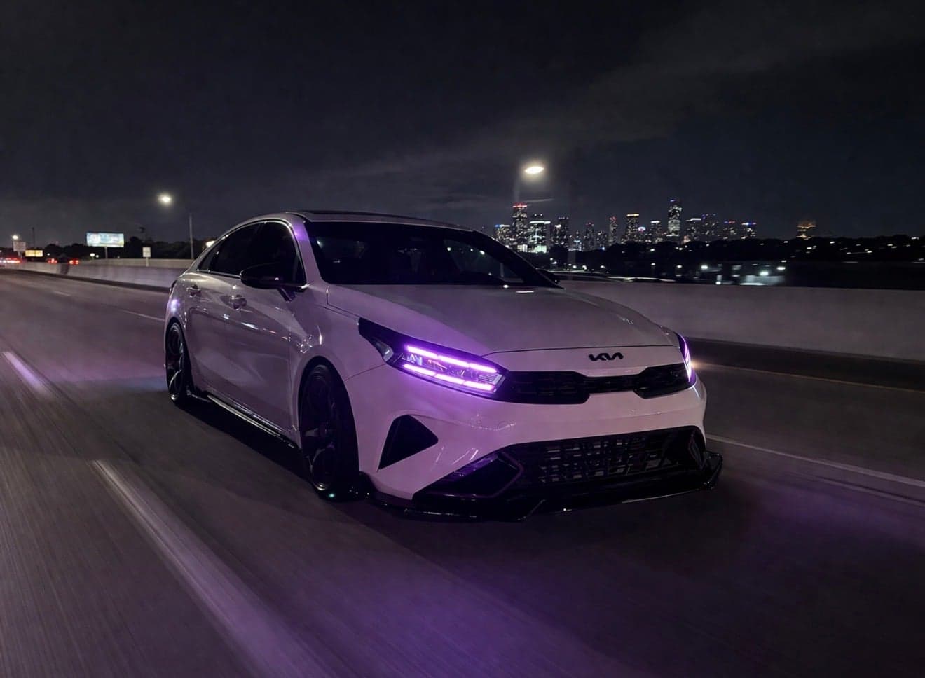 2023 Kia Forte GT2 photo 4
