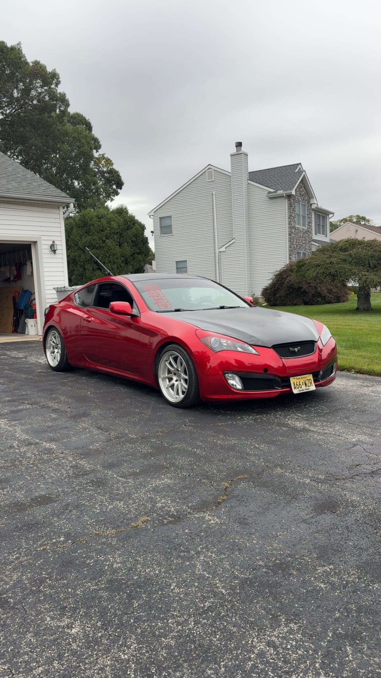 2011 Hyundai Genesis Coupe 2.0t photo 2
